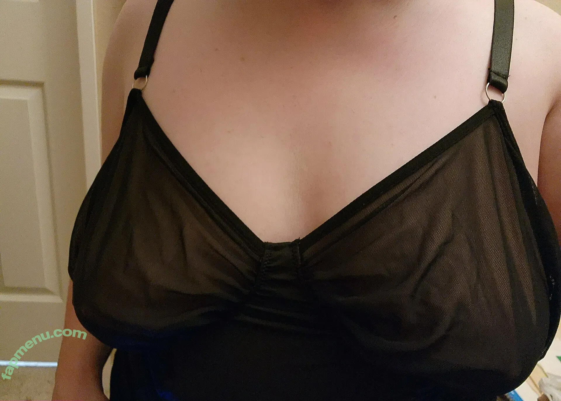 misskittyhellebore nude photo #0041 (heykittykittykittylove)