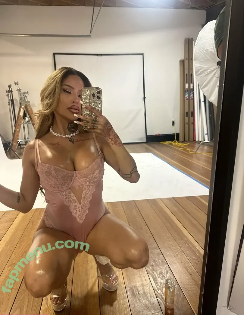 Missleexi nude photo #0034 (baaby0g / baabyog)