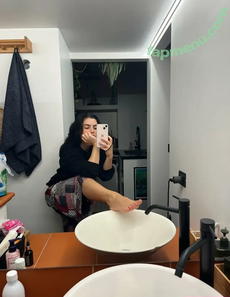 missmaikofree nude photo #0011 (missmaikofree)
