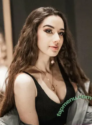  nude photo #0003