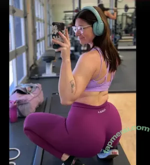 missmusclemommy / courtneyymoore nude photo #0060