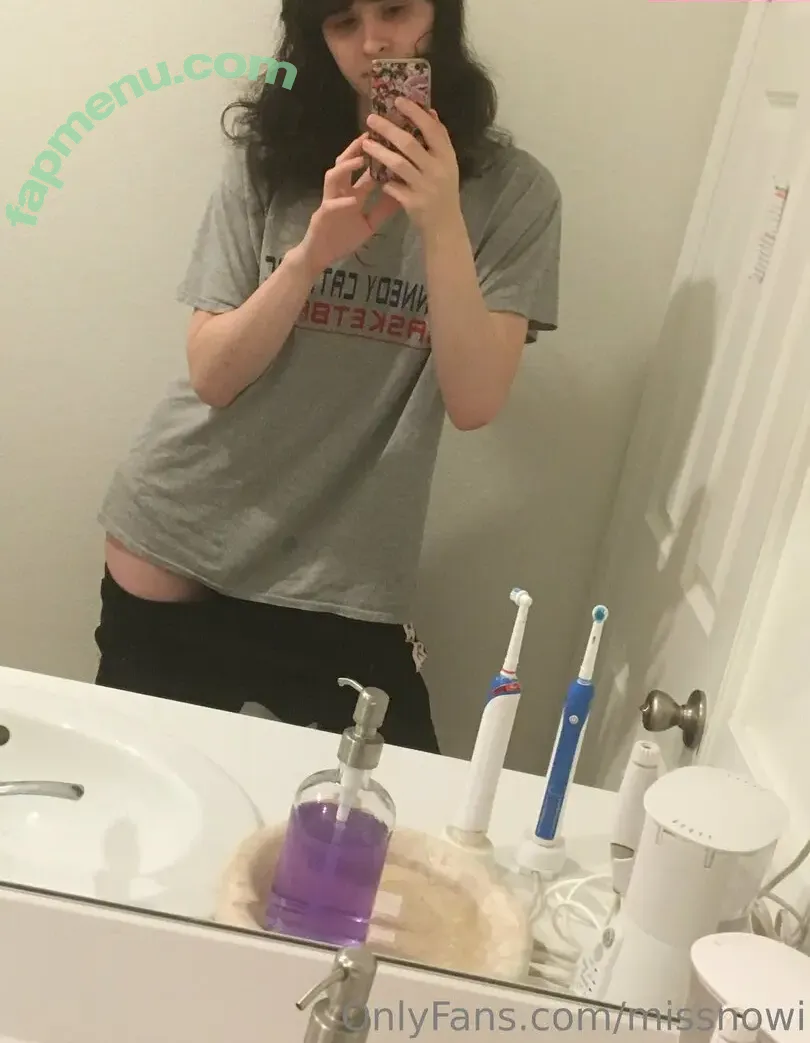 missnowi nude photo #0063 (miss_nowi)