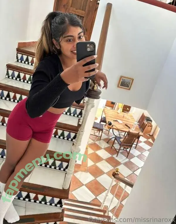 missrinaroxx nude photo #0025 (lifewithrina101)