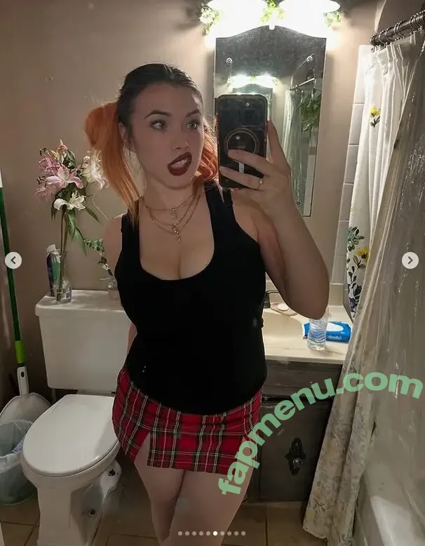misssclair nude photo #0022 (misssclair)