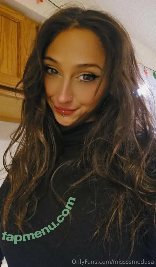missssmedusa nude photo #0009 (ms_medusa420)