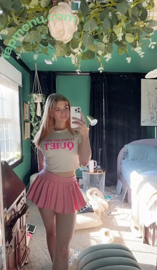 misswinslow nude photo #0025 (baileemurray_)