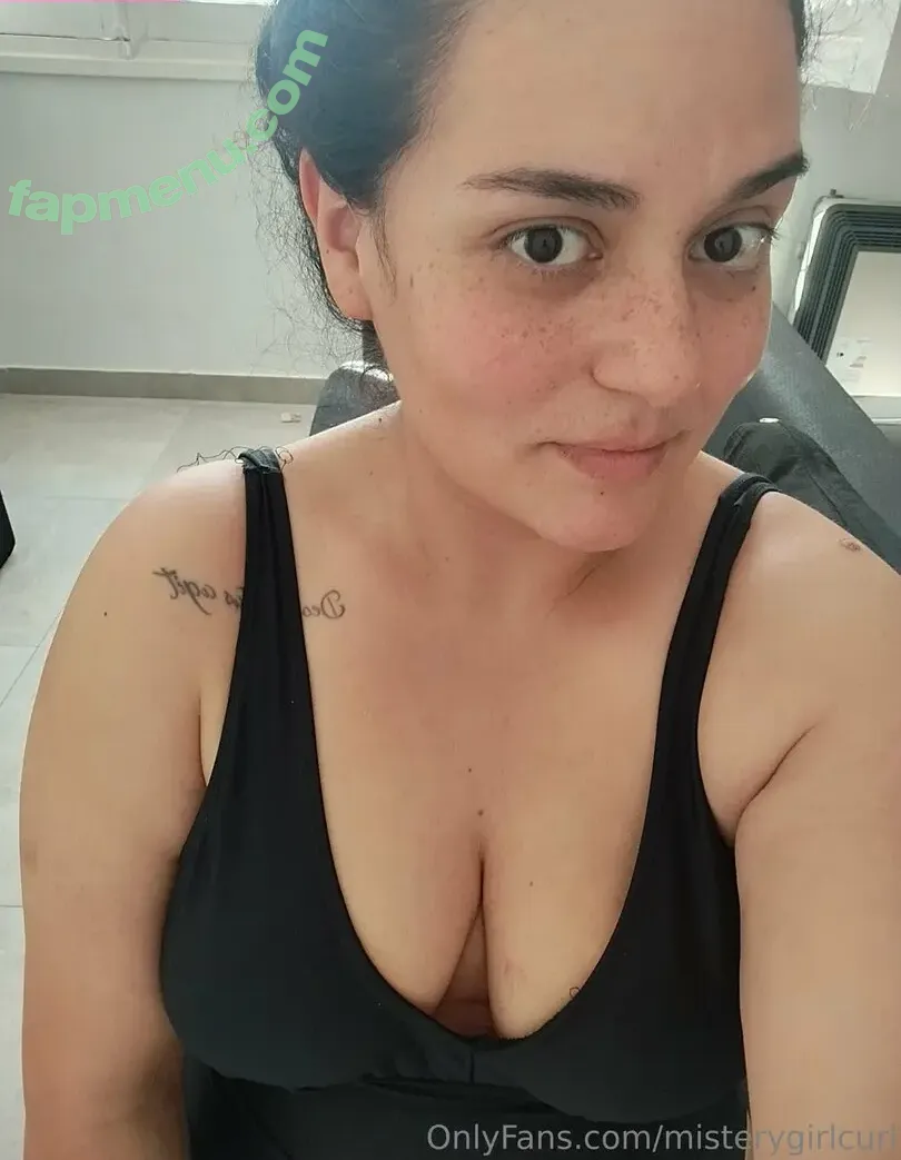 misterygirlcurl nude photo #0009 (misterygirlcurl)
