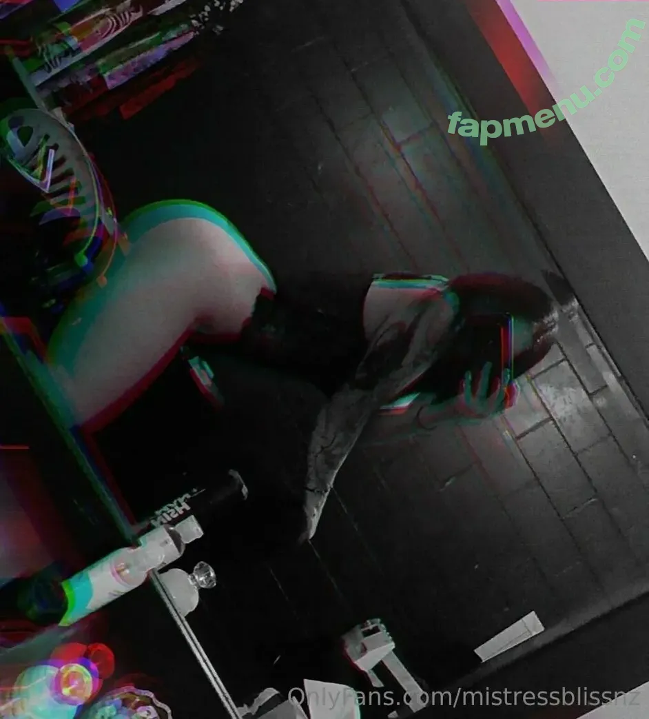 mistressblissnz nude photo #0002 (mistressblissnz)