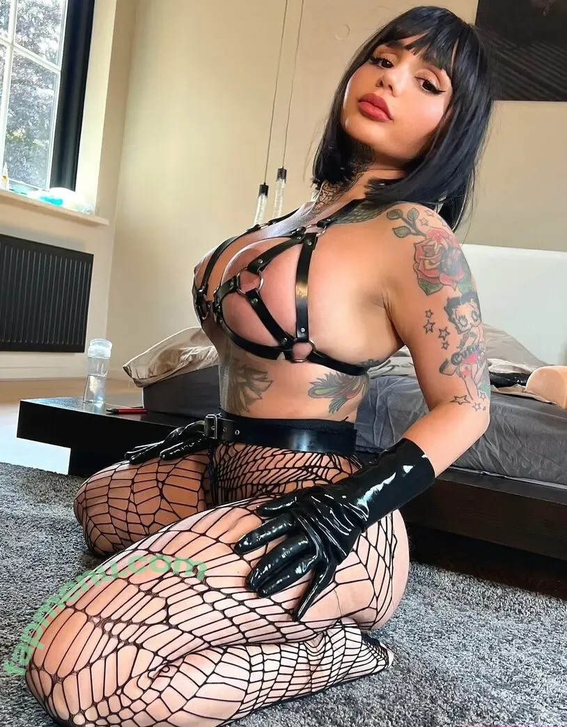 mistresscleo5 nude photo #0257 (cleopatralink)