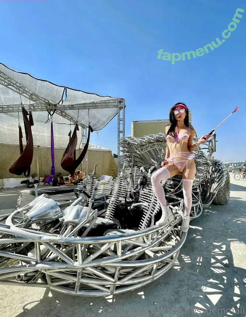 mistressgemmali nude photo #0010 (mistressgemmali)