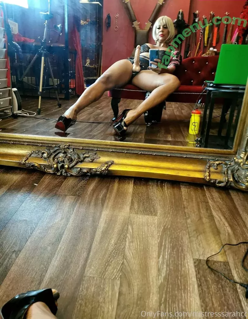 mistresssarahcc nude photo #0040 (Sarah The Invader / shhhh_thesecretgarden)