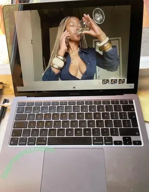  nude photo #0009