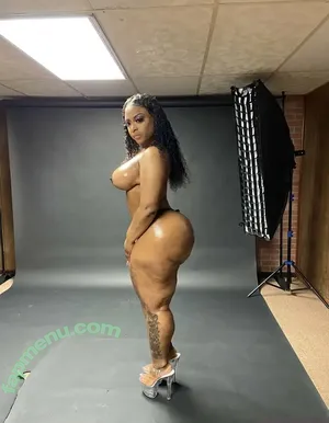  nude photo #0009