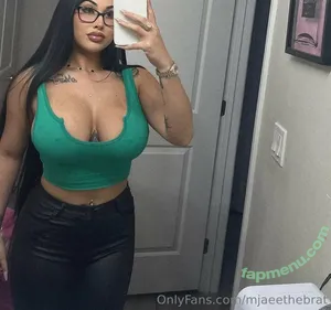 mjaeethebrat / mjaeejadee nude photo #0011