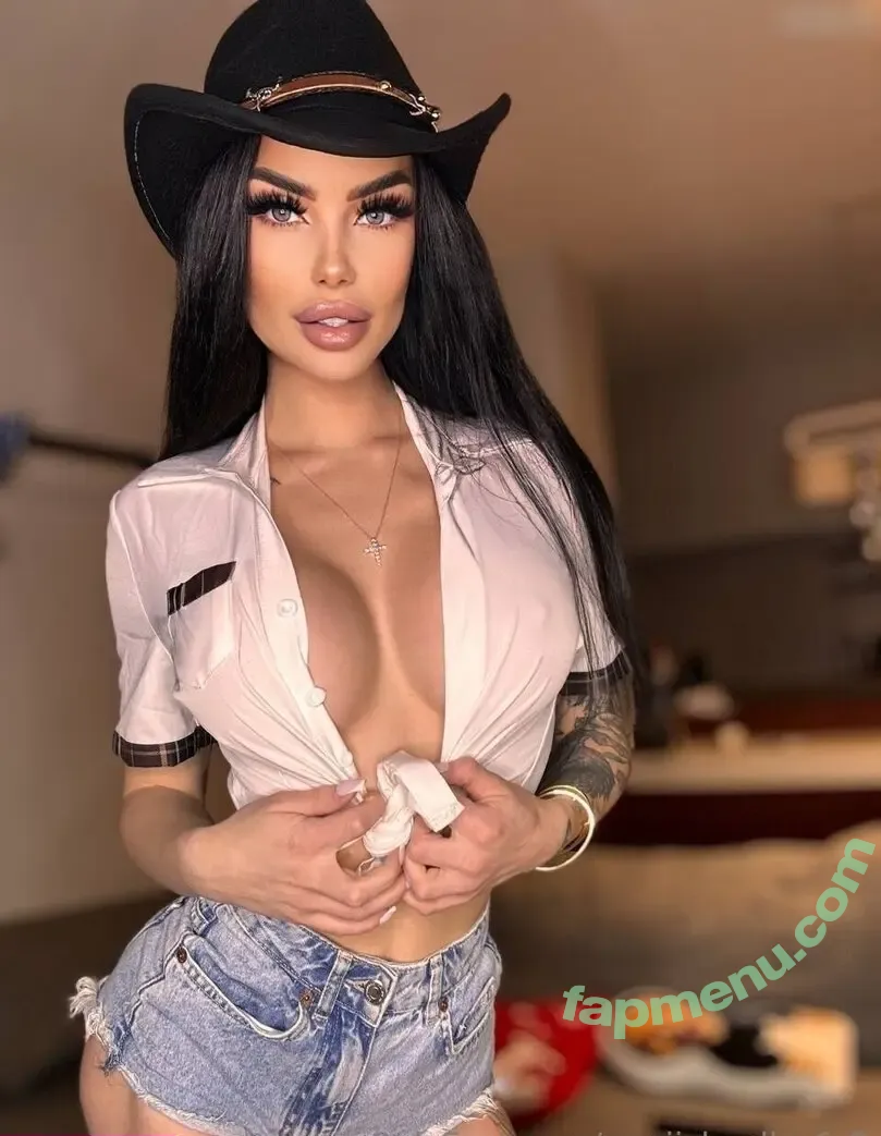 mmiicheelle_6_9 nude photo #0024 (mmiicheelle_6_9)