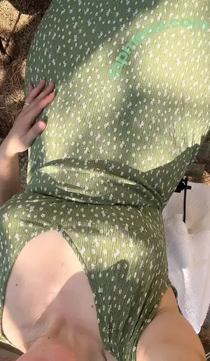  nude photo #0005