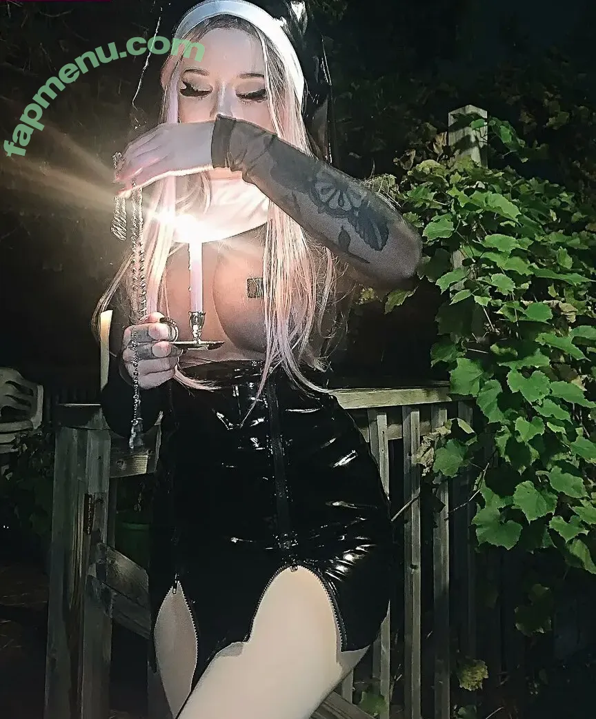 Moira Lilith nude photo #0013 (combat_k1tten / creepy_k1tten)