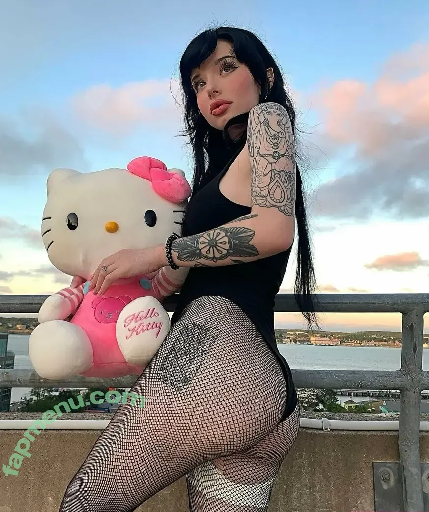 Moira Lilith nude photo #0028 (combat_k1tten / creepy_k1tten)