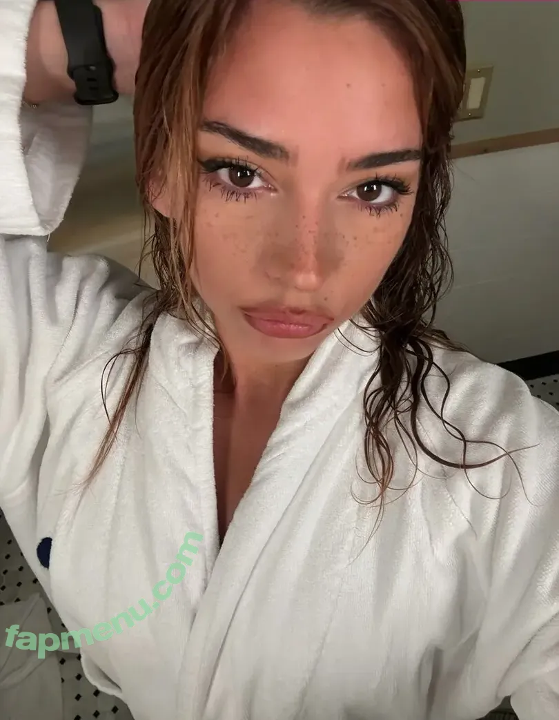 mole nude photo #0064 (lilmole / lilmolee)