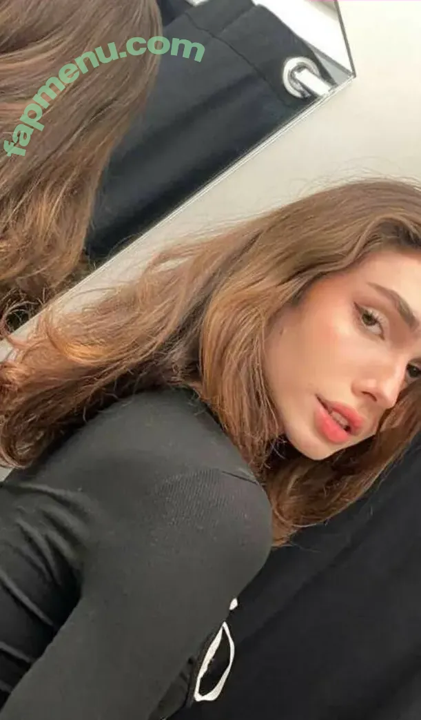 molliesworld nude photo #0016 (Molliesdream / molliesworld_)
