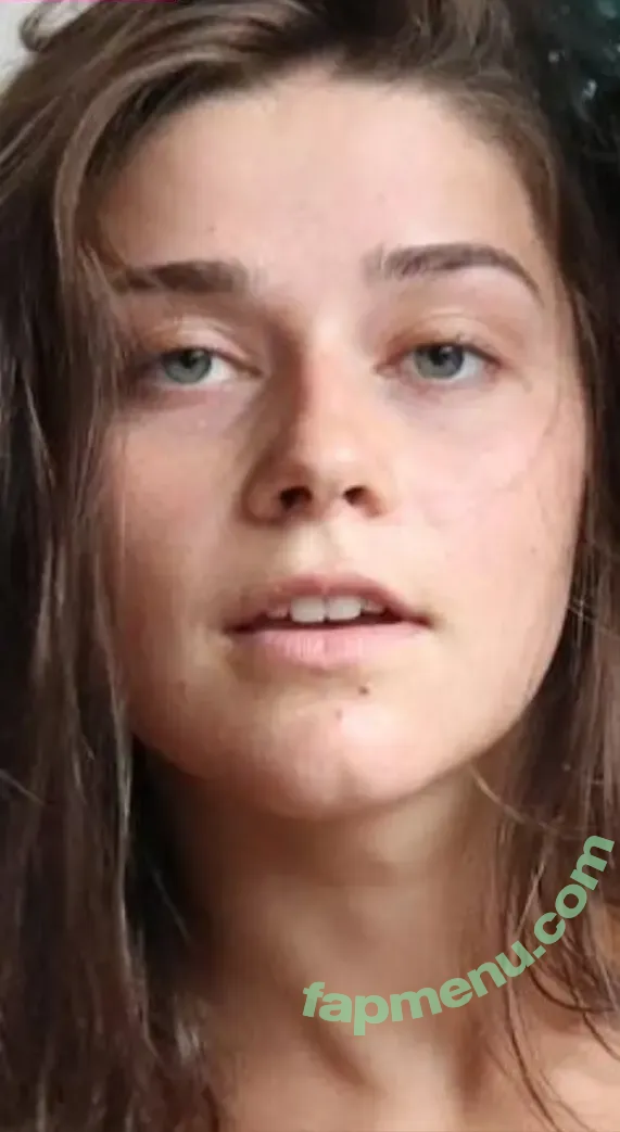 Molly Brown nude photo #0035 (Molly_Barista / mollyelizabethbrown / mollyqueen888)