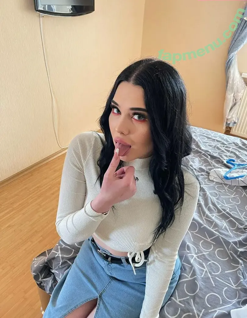 molly_loveee777 nude photo #0008 (molllybunny / molly_loveee / mollylove777)