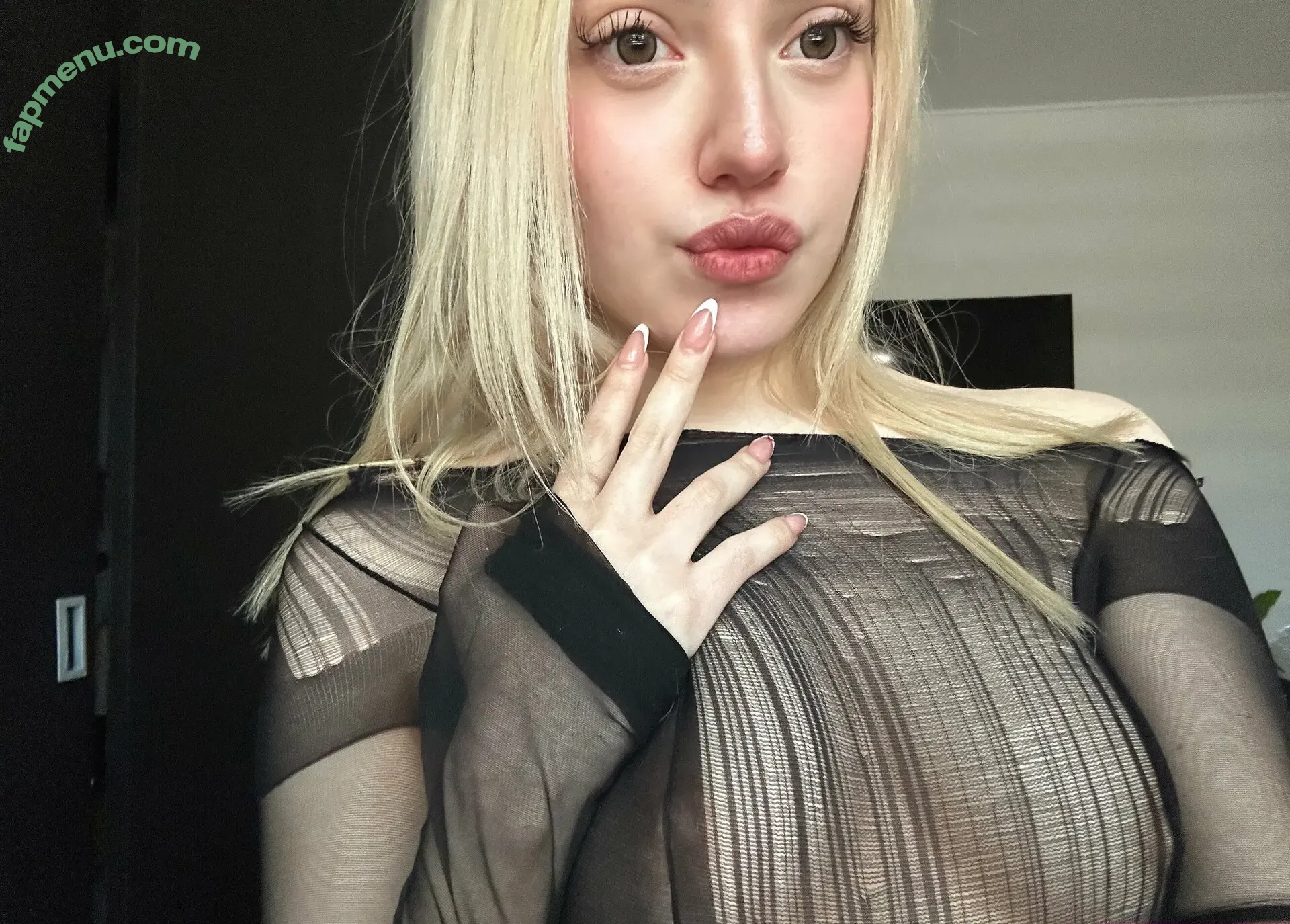 mollyclark nude photo #0006 (mollyclark__)