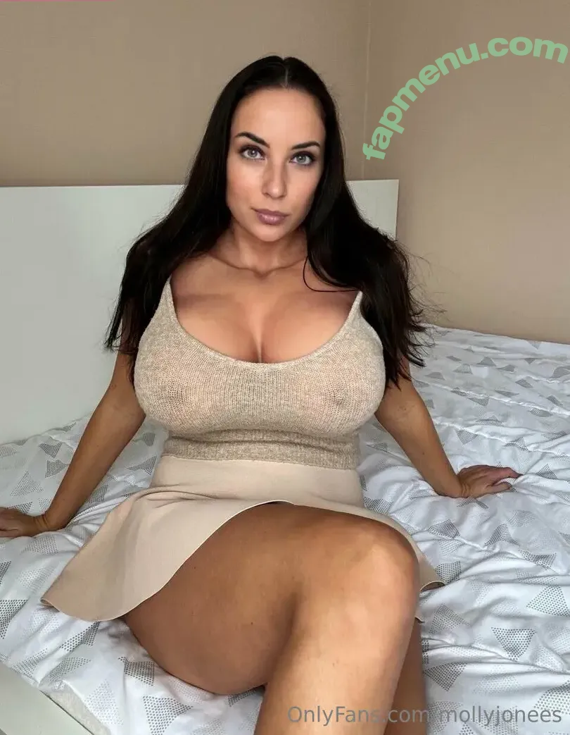 mollyjonees nude photo #0011 (mollythejones)