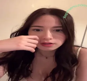 Mollyswes / molzzan nude photo #0007