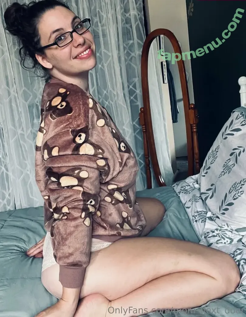 mom_next_door nude photo #0101 (_mom_next_door / momnxtdoor)