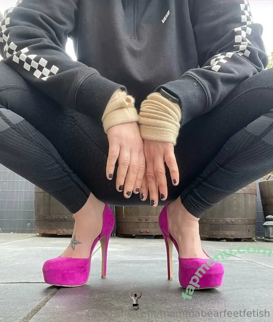mommabearfeetfetish nude photo #0022 (mommabearfeetfetish)