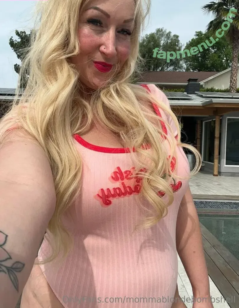 mommablondebombshell nude photo #0061 (mommabombshelltv)