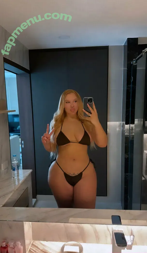 mommygalactica nude photo #0005 (maggiegalactic)