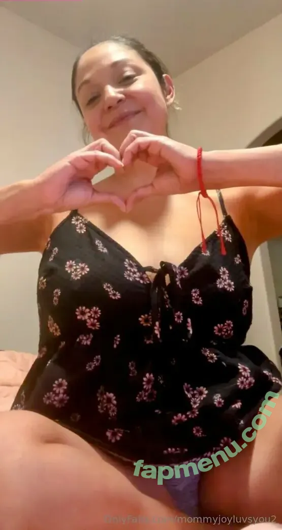 mommyjoyluvsyou2 nude photo #0031 (mommy.wonders)