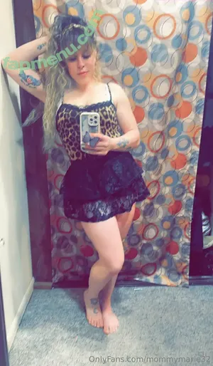 mommymarie32 / misslilstrutz nude photo #0019