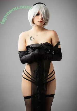 Momoiro Cosplay / momoiroaguiraru / momoirowaifu nude photo #0385