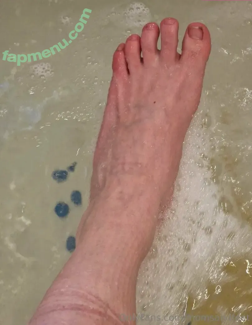 momsandfeet nude photo #0031 (momsandfeet)
