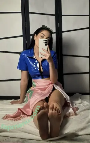 Mona Schon / Italian Streamer / monaschon nude photo #0101