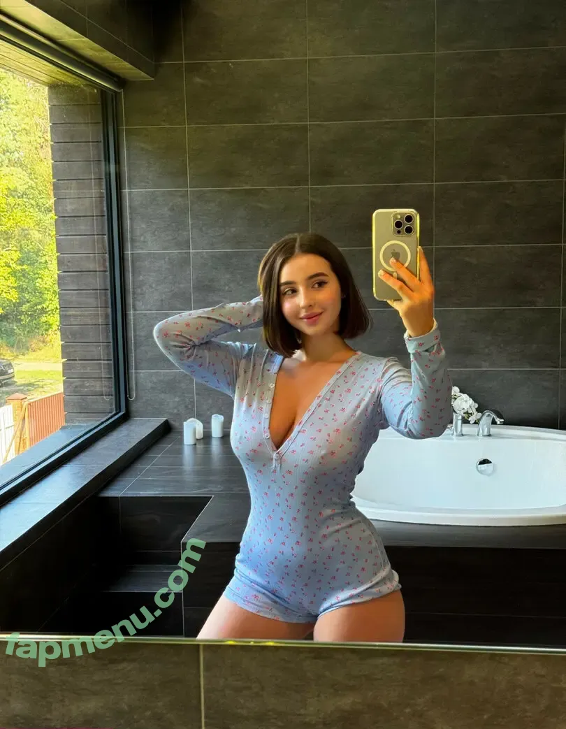 monamity nude photo #0100 (archlyconsider / monanimity)