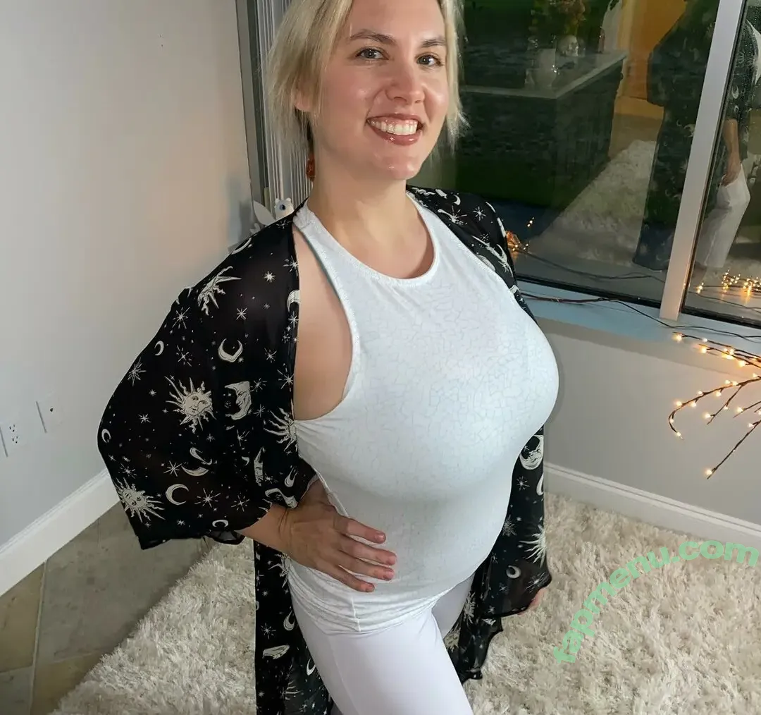 Mondragon nude photo #0001 (Mondragon)