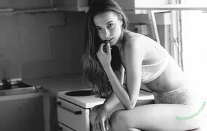 Monika Radulovic / monika_rad nude photo #0014