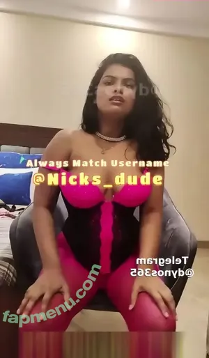  nude photo #0004