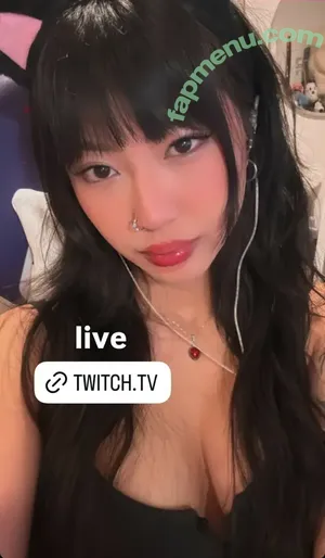 Moongrapess nude photo #0019