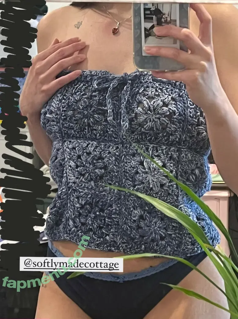 Moongrapess nude photo #0023 (Moongrapess)
