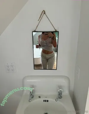  nude photo #0008