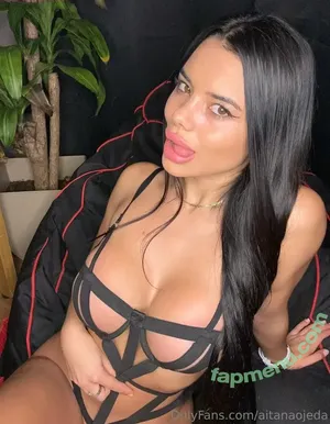  nude photo #0004
