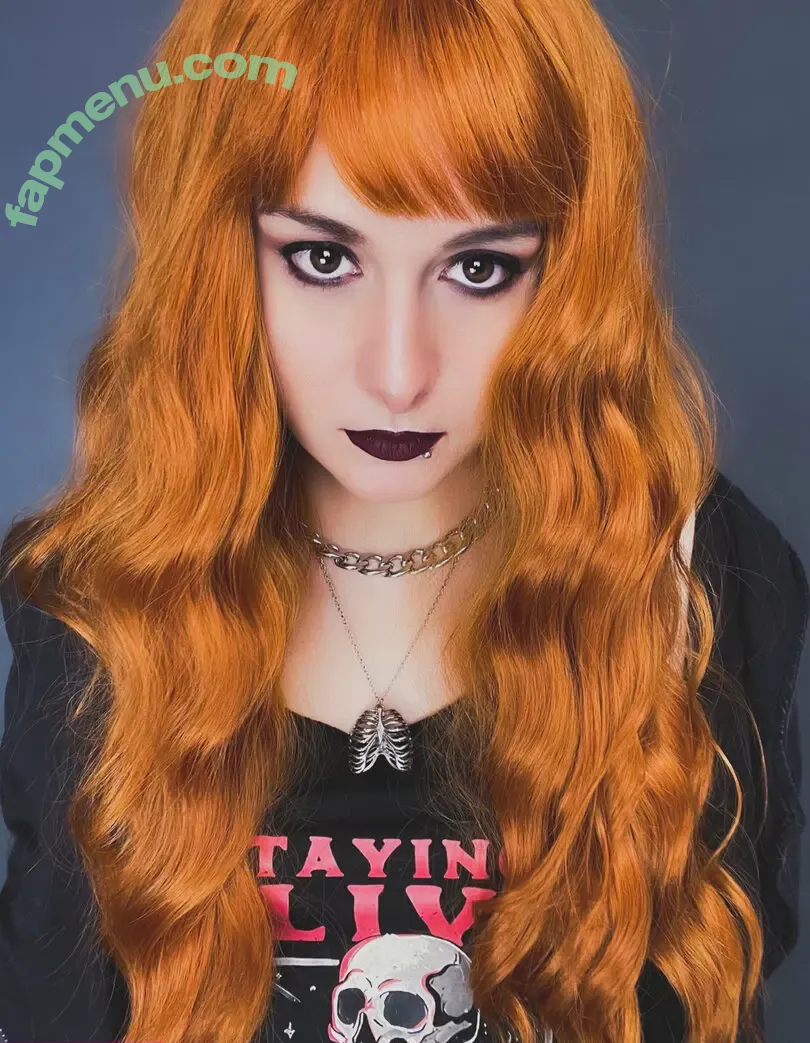 mothqueenmythos nude photo #0001 (mothqueenmythos)