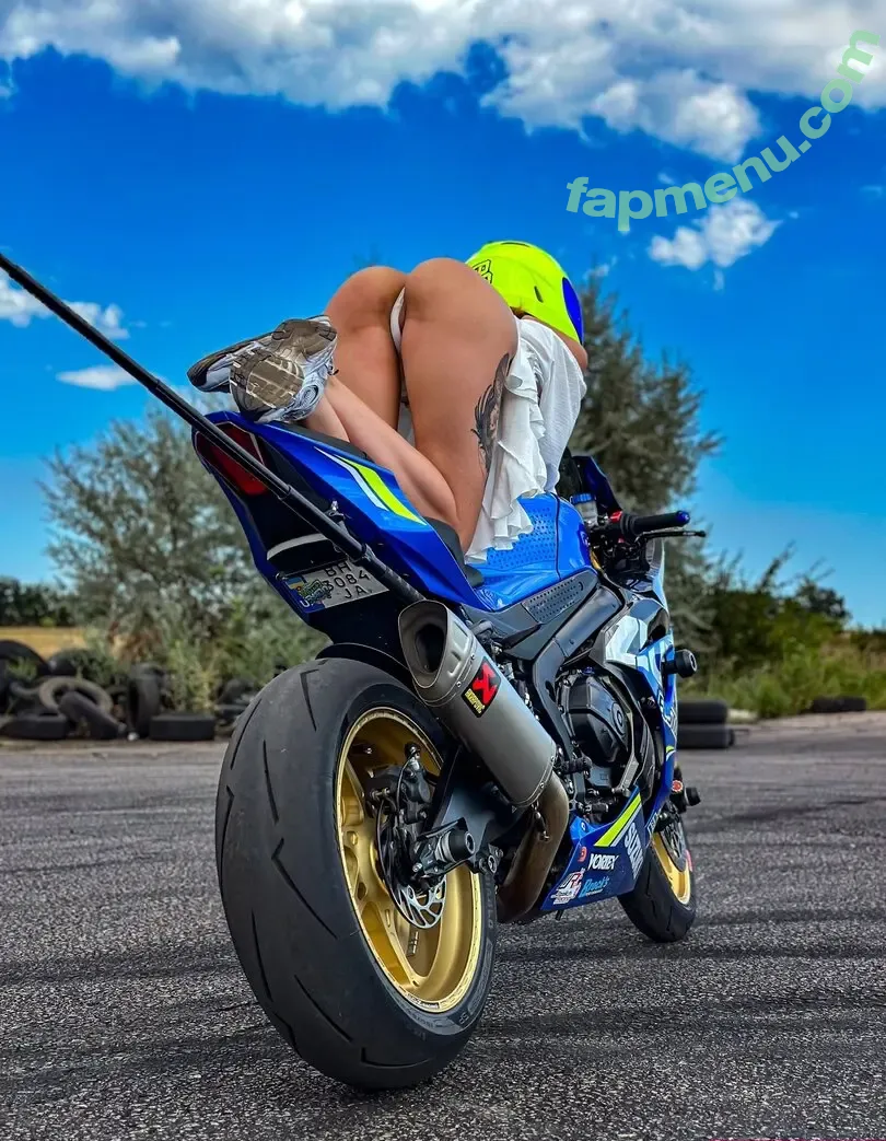 Moto Raido nude photo #0002 (Moto Raido)