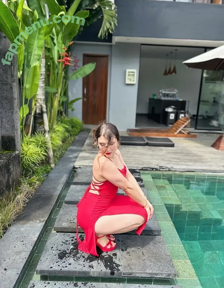 Mowkyfox nude photo #0204 (mowkyistnice)