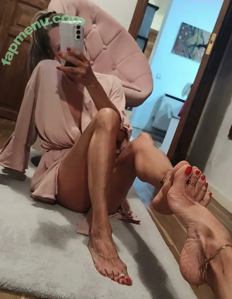Mrs Peta nude photo #0008 (mrspeta01 / mrspetaa / mrspetaxo)